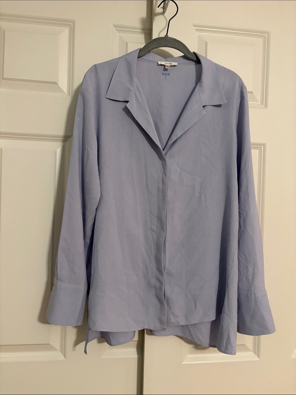 Tyler Boe Light blue Button-Front Blouse - women’s size medium - 100% silk
